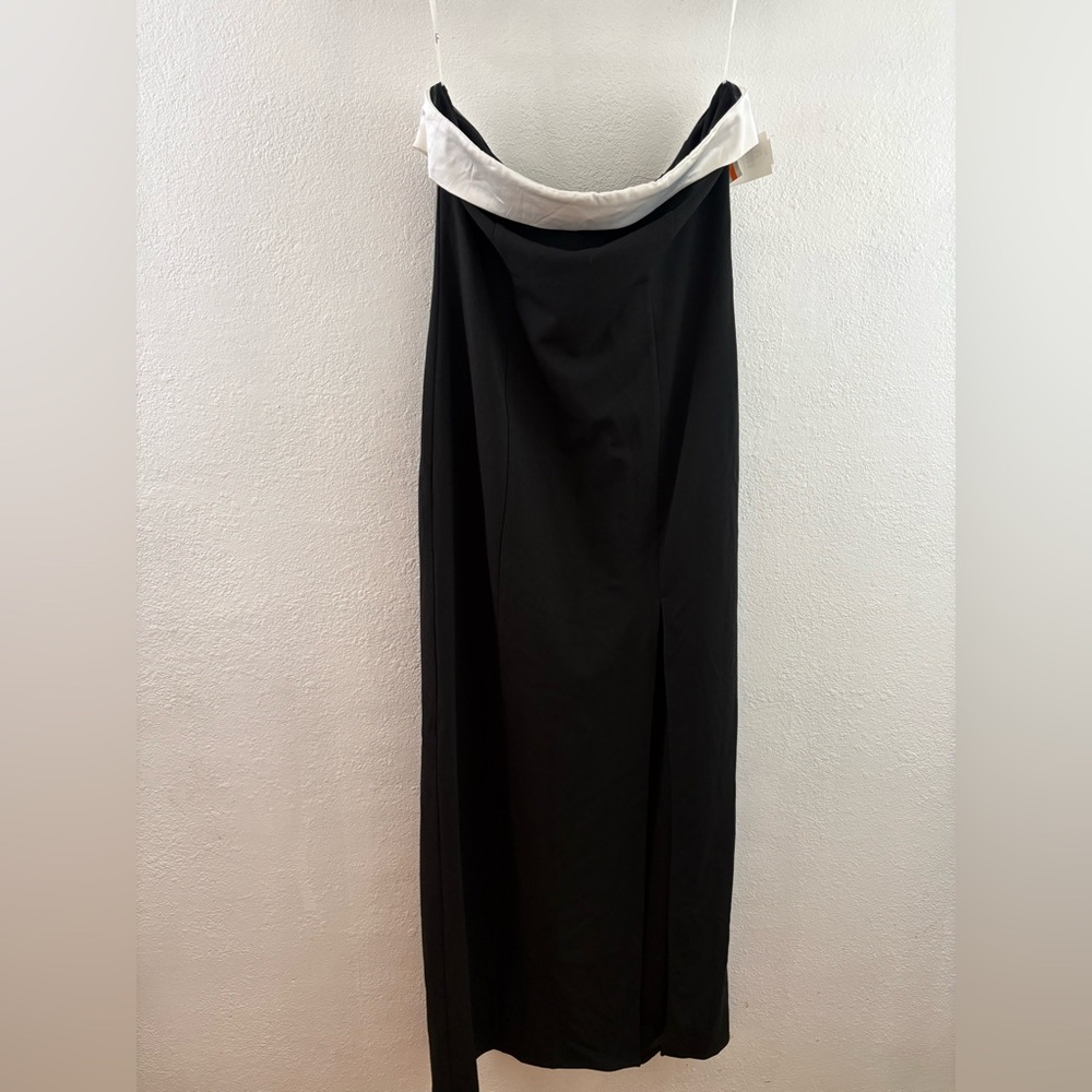 Lulus Black And White Elevated Element Strapless … - image 3